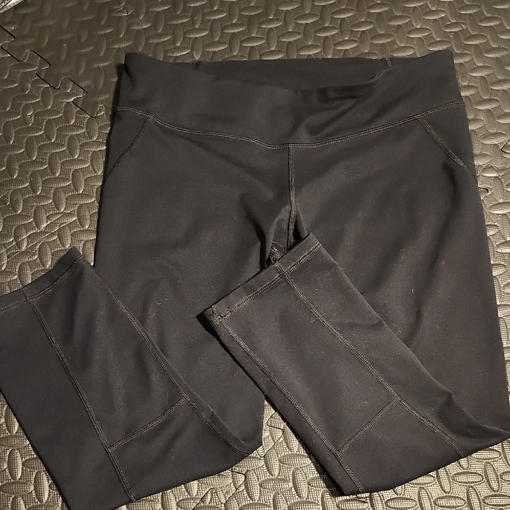 Under Armour Black Performance Leggings Size L